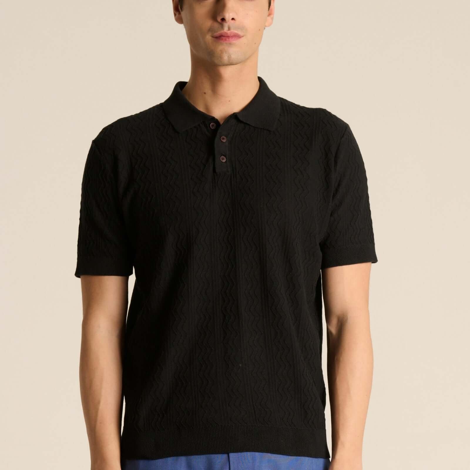 Polo con ricamo nera