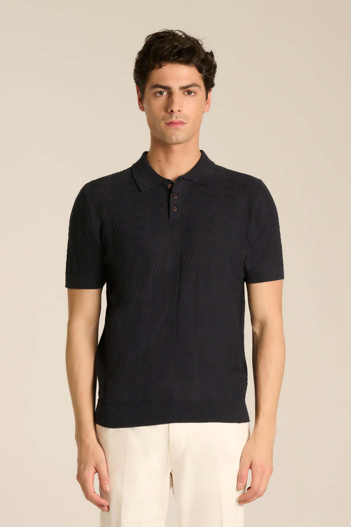 Polo con ricamo blu